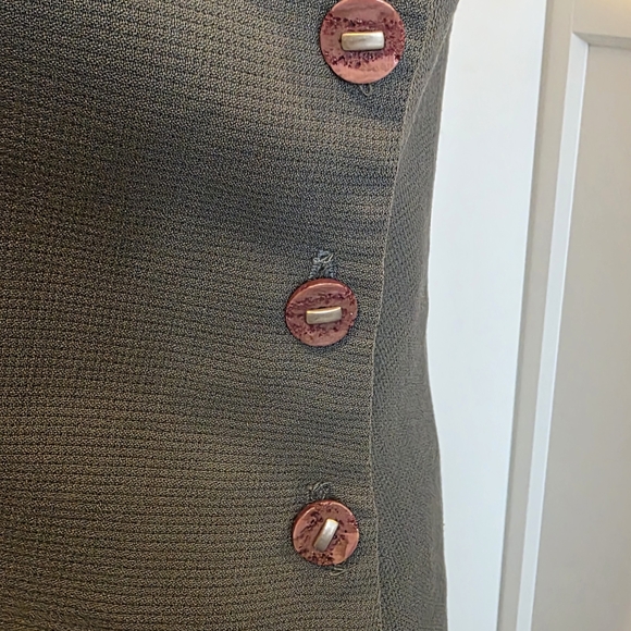 Holt Renfrew Women's Gray Vest - Picture 5 of 6